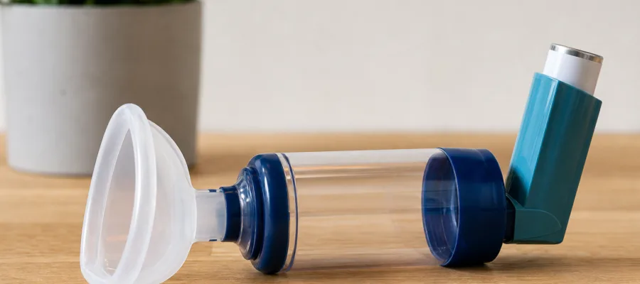 Inhalator mit Spacer anwenden: Anleitung fuer Anfaenger